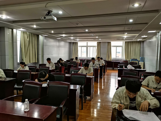 1597909983545802.jpg 入黨積極分子培訓_副本.jpg